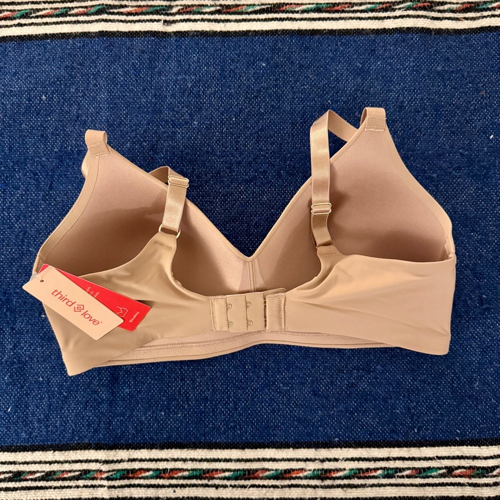 ThirdLove 24/7 Classic Wireless Bra - Picture 2 of 5